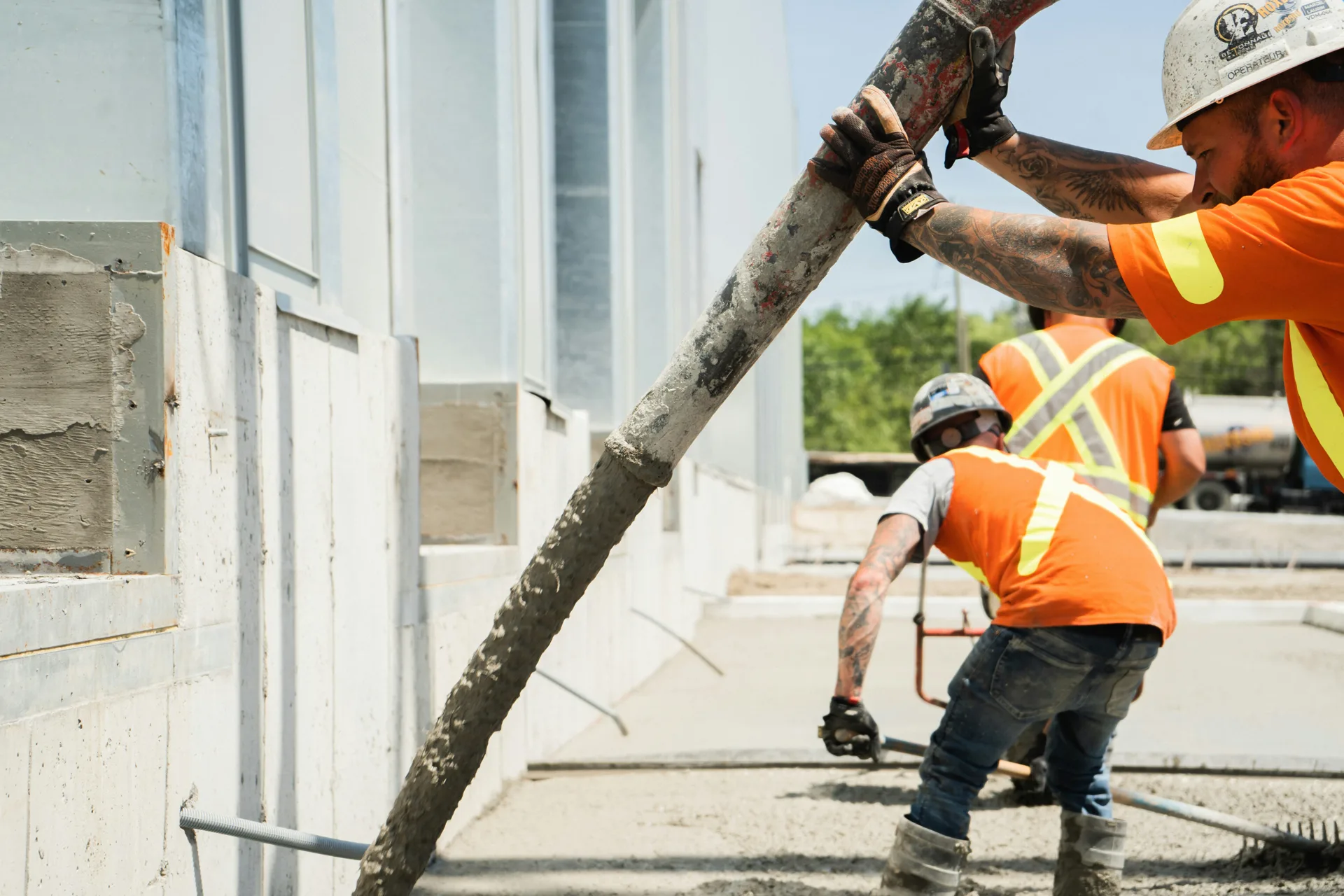crew casting a tilt-up concrete wall panel in Las Vegas