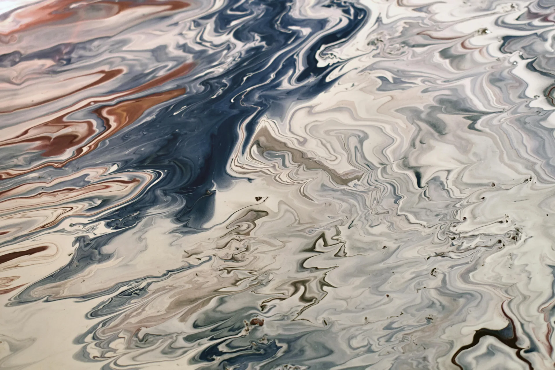 metallic epoxy garage floor with a swirl pattern in Las Vegas